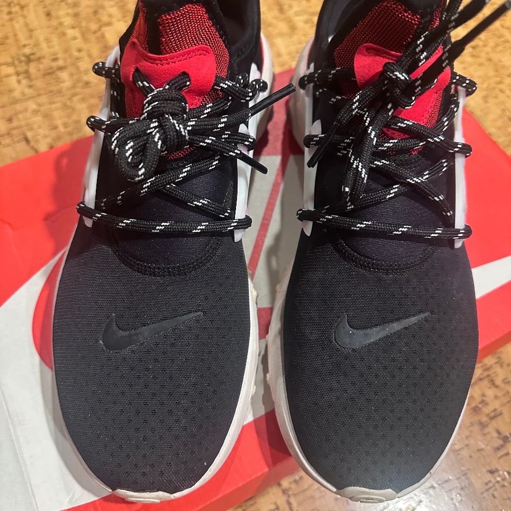 Nike React Presto Chatty Matador Black Red 2019 Mens Shoes Size 9 AV2605-002